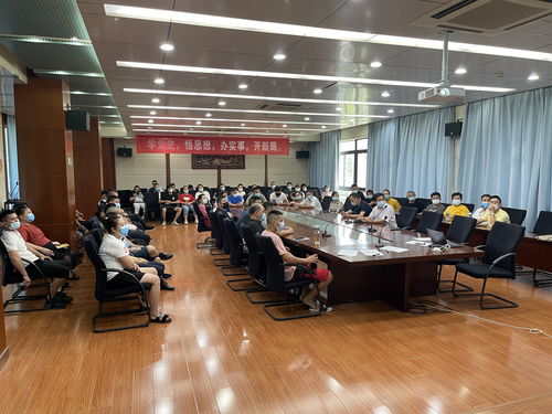 后勤处组织开展学校食堂食品安全操作规范专题培训